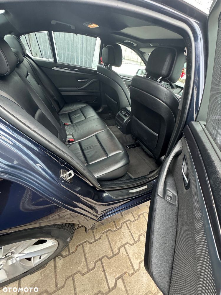BMW Seria 5 520d - 4