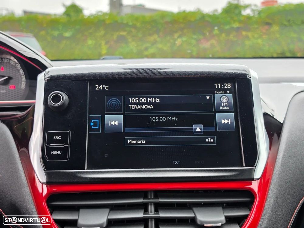 Peugeot 208 GTI 200 THP - 20