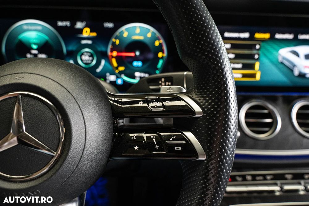 Mercedes-Benz E 300 de 4Matic 9G-TRONIC AMG Line - 20