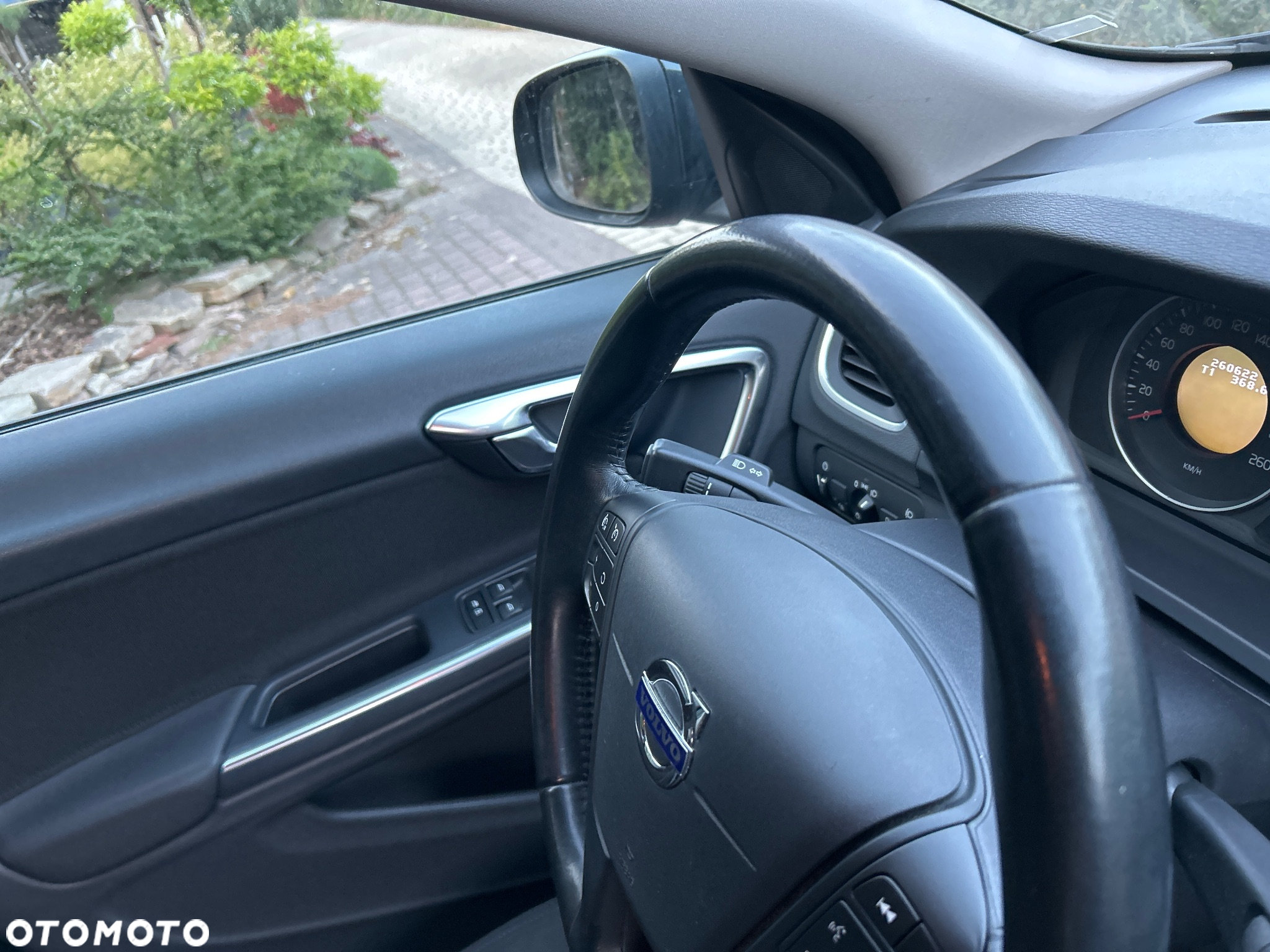 Volvo V60 DRIVe - 29