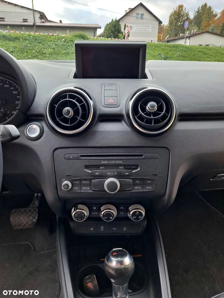 Audi A1 Sportback 1.4 TFSI Ambition S tronic - 17