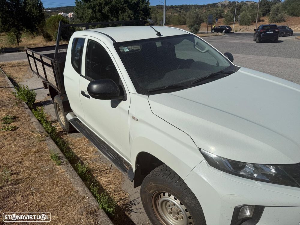 Mitsubishi L200 2.3 DI-D 4X4 SPACE CAB INVITE STRAKAR LOOK - 3