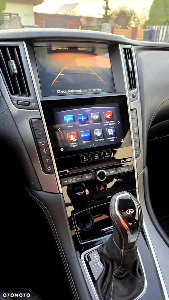Infiniti Q60 - 28