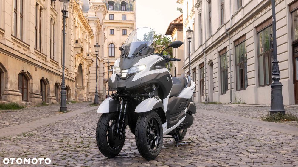Yamaha Tricity - 2