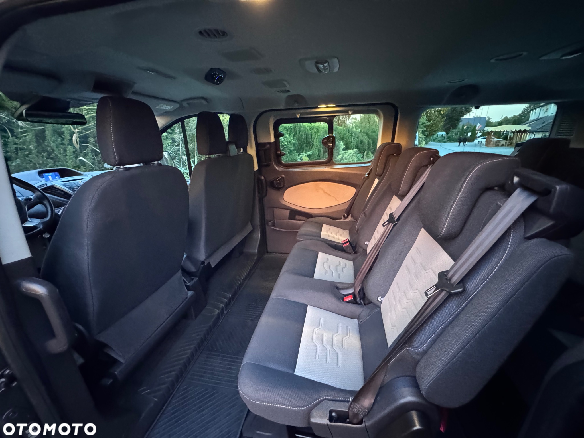 Ford Tourneo Custom 2.0 TDCi L1 Titanium - 26