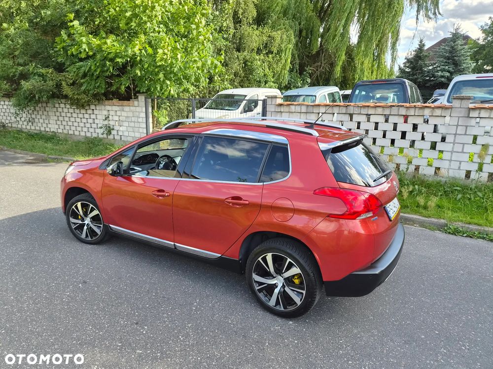 Peugeot 2008 BlueHDi FAP 120 STOP & START Allure - 15