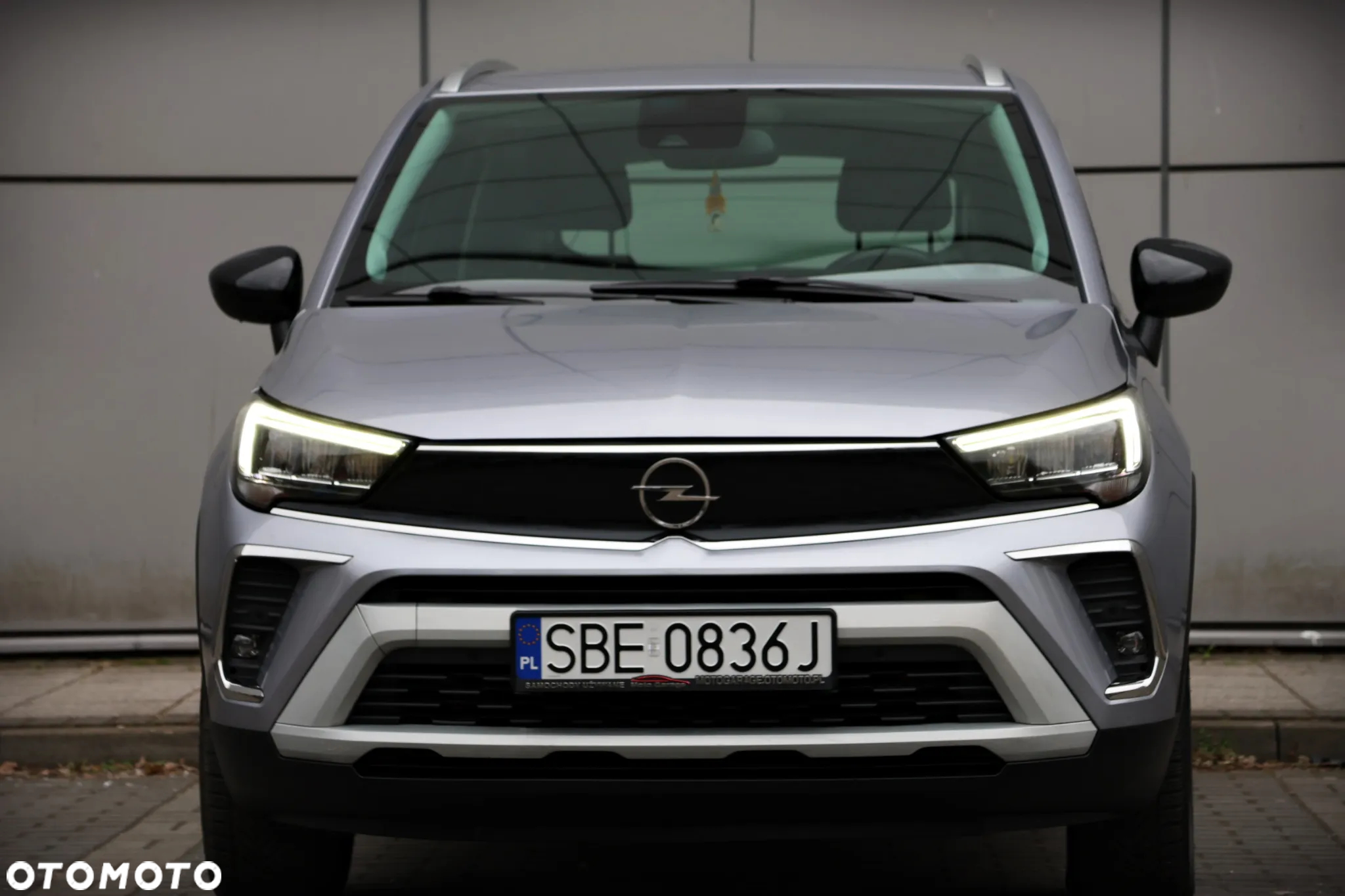 Opel Crossland X - 11