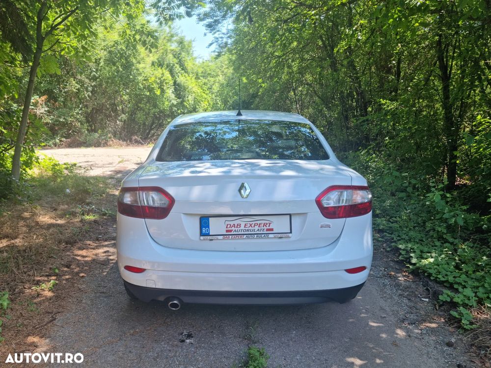 Renault Fluence 1.6 Authentique - 11
