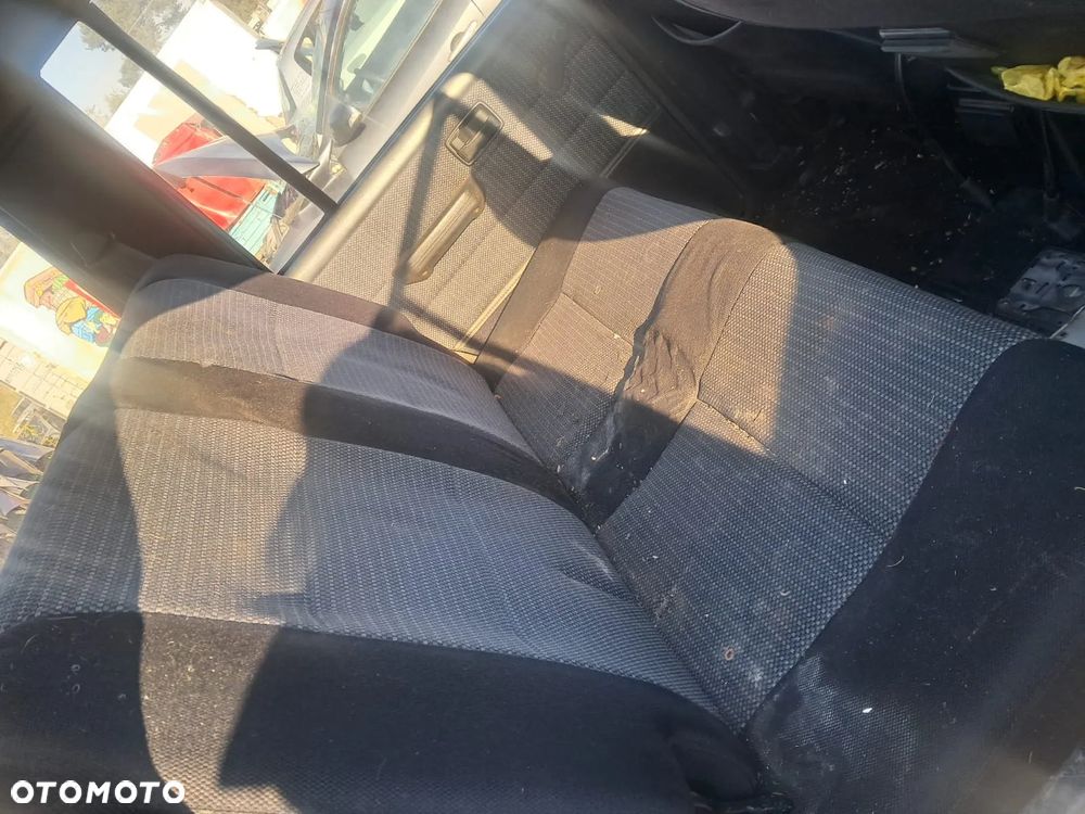 ❌Dawca części❌  ISUZU TROOPER I 4X4 1992 R 2.6 MPI KOD: RLJ KOD LAK: 826/10 - 13