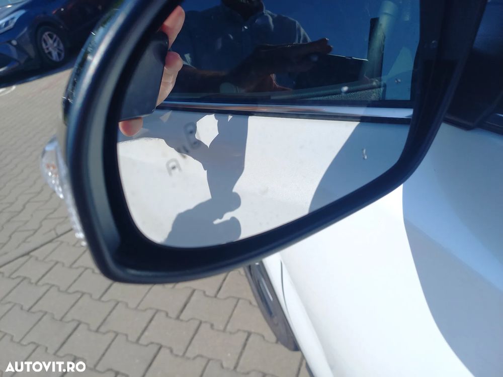 Toyota C-HR 2.0 HSD 184 CP 4x2 CVT C-lassy bi-tone - 33