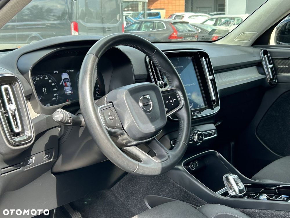 Volvo XC 40 - 14