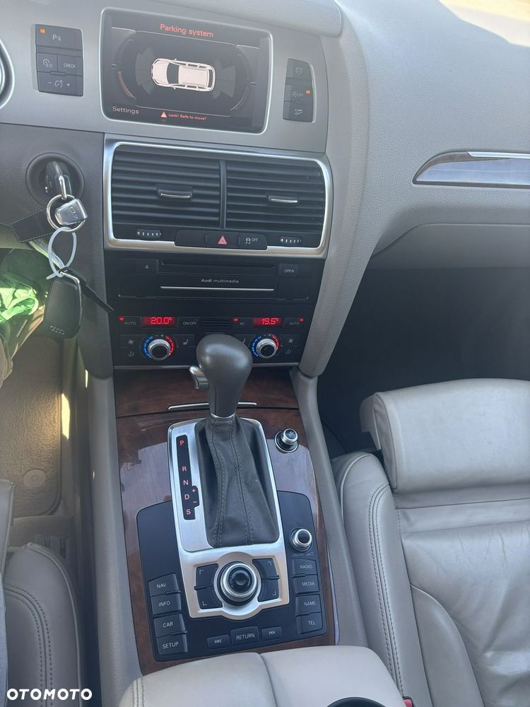 Audi Q7 - 27