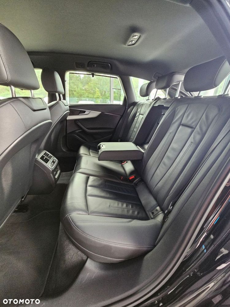 Audi A4 Avant - 31