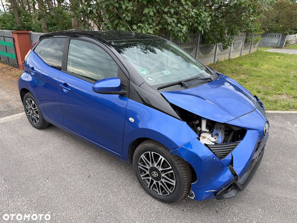 Toyota Aygo x-clusive Style Selection - 1