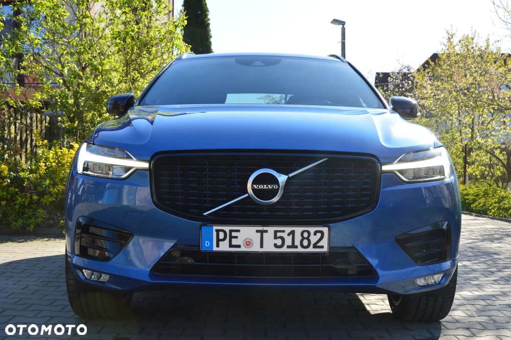 Volvo XC 60 B4 D AWD Ultimate Dark - 4