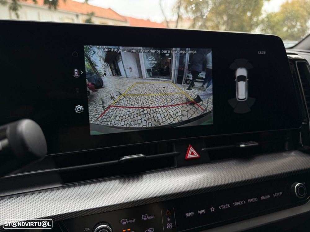 Kia Sportage 1.6 T-GDi HEV Tech - 12