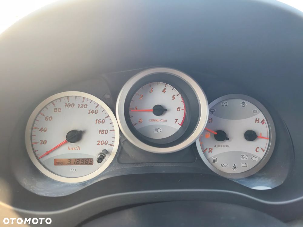 Toyota RAV4 2.0 D-4D 4x4 - 13