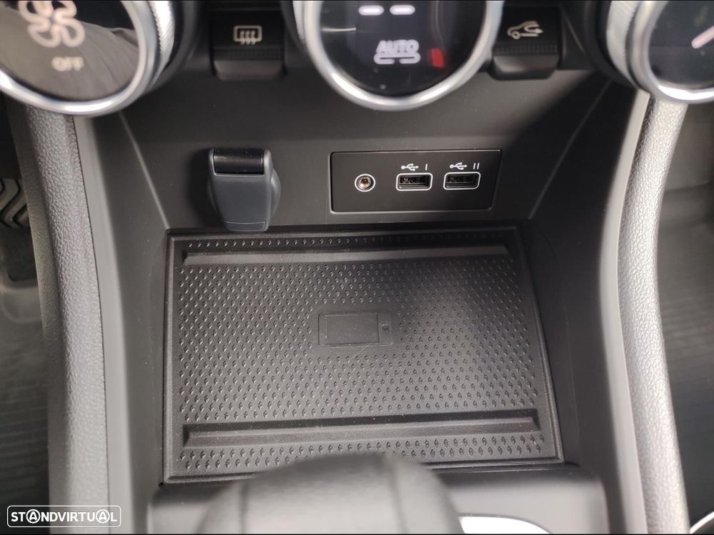 Mitsubishi ASX 1.6 PHEV Intense - 23