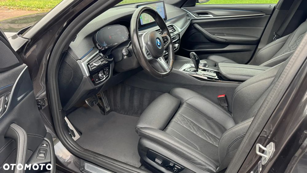 BMW Seria 5 530e M Sport sport - 16
