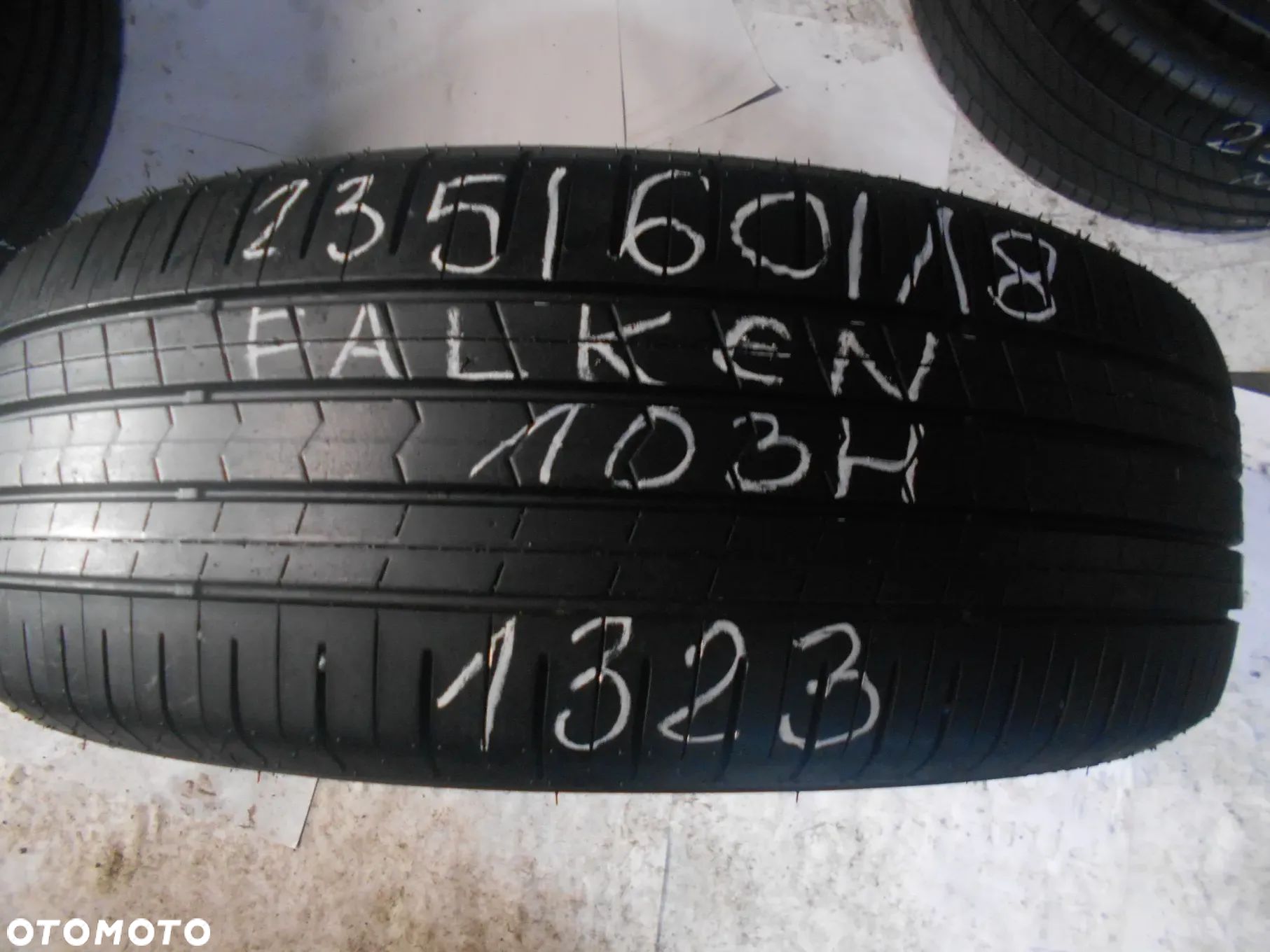 OPONA POJEDYNKA 235/60R18 FALKEN ZIEX ZE310A ECORUN DOT 1323 7MM - 1
