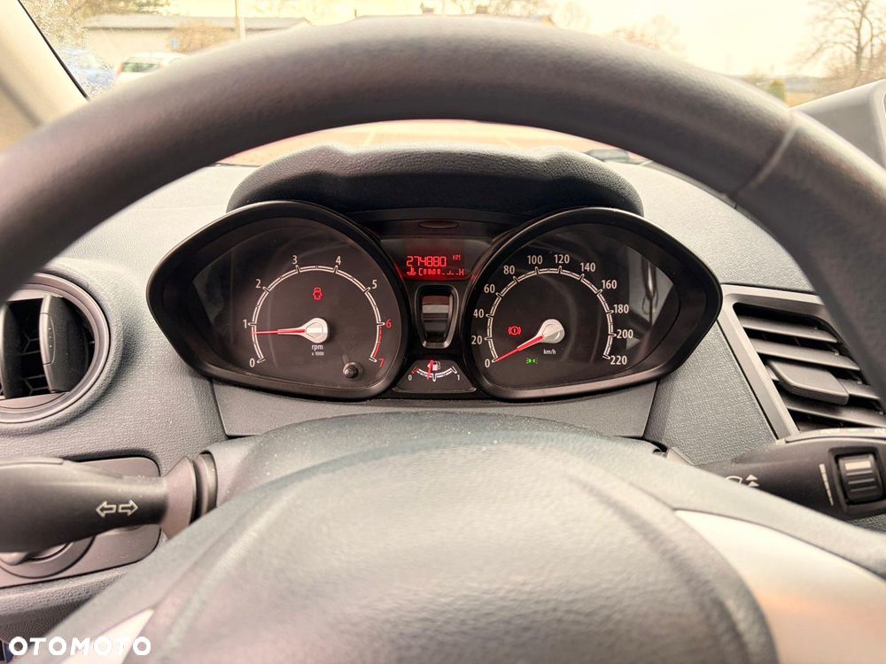 Ford Fiesta 1.25 Ambiente EU5 - 14