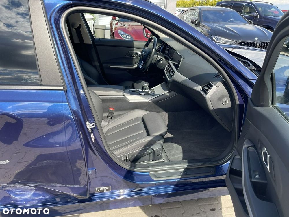 BMW Seria 3 318d - 7