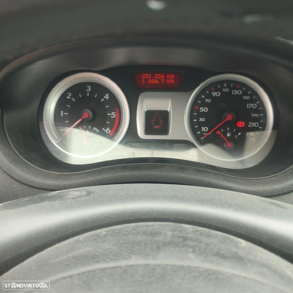 Renault Clio Sport Tourer - 5