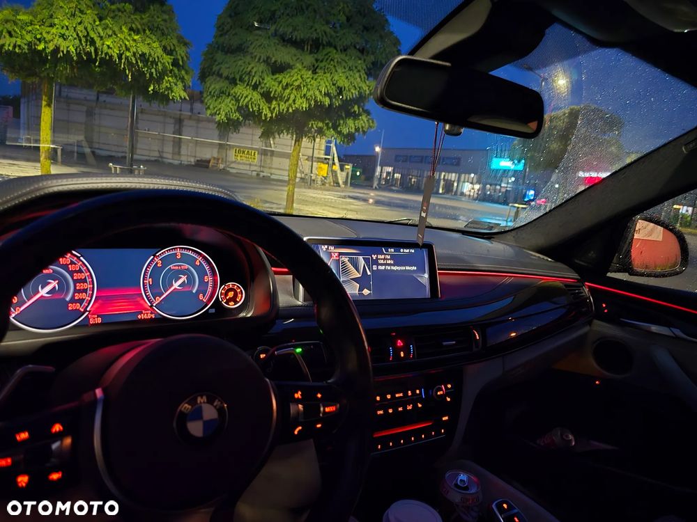 BMW X6 xDrive40d - 10
