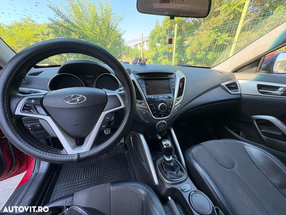 Hyundai Veloster 1.6 GDi DOHC - 9