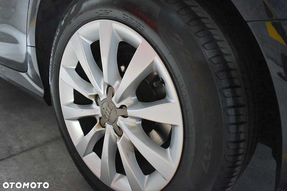 Audi A6 Avant 2.0 TDI quattro S tronic - 8