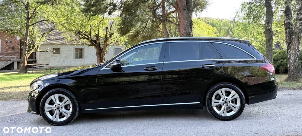 Mercedes-Benz Klasa C 300 d 4MATIC 9G-TRONIC - 12