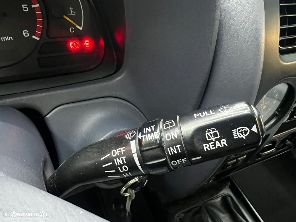 Toyota Land Cruiser 3.0 TD Pack 2 - 24