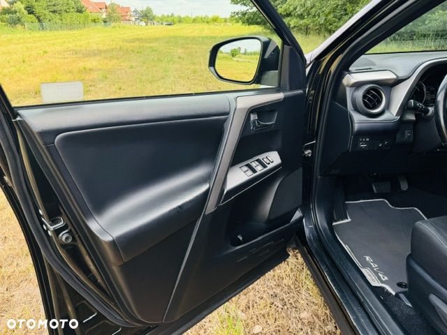 Toyota RAV4 2.0 Premium 4x4 MS - 13
