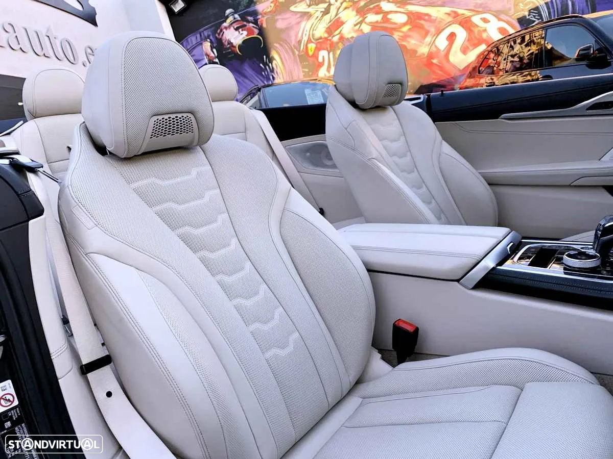 BMW M850i xDrive - 34