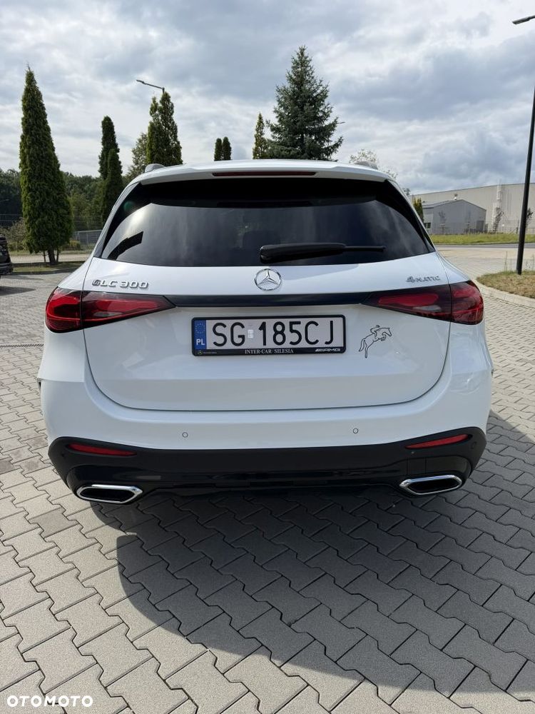 Mercedes-Benz GLC 300 mHEV 4-Matic AMG Line - 4