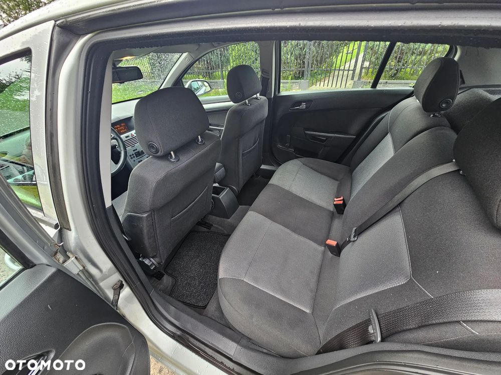 Opel Astra 1.6 ecoFLEX Start/Stop - 15
