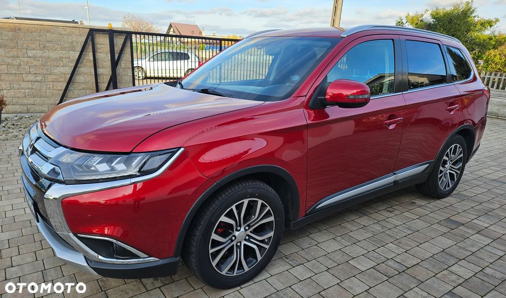 Mitsubishi Outlander 2.0 Intense Comfort 4WD CVT - 29