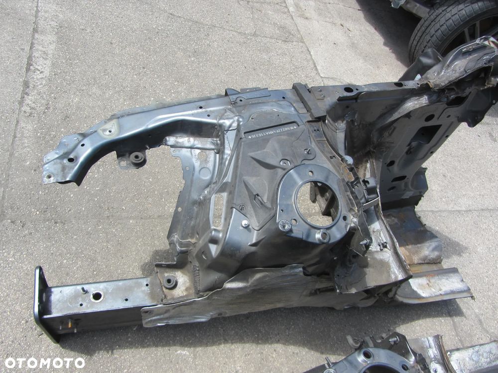 Audi A4 B9 podłużnica ćwiartka prawy lewy przód - 3