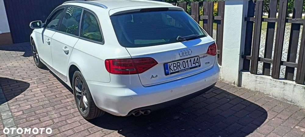 Audi A4 Avant 2.0 TDI DPF multitronic Ambiente - 30