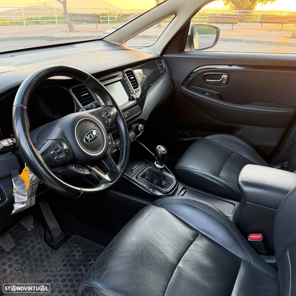 Kia Carens 1.7 CRDi ISG TX - 19