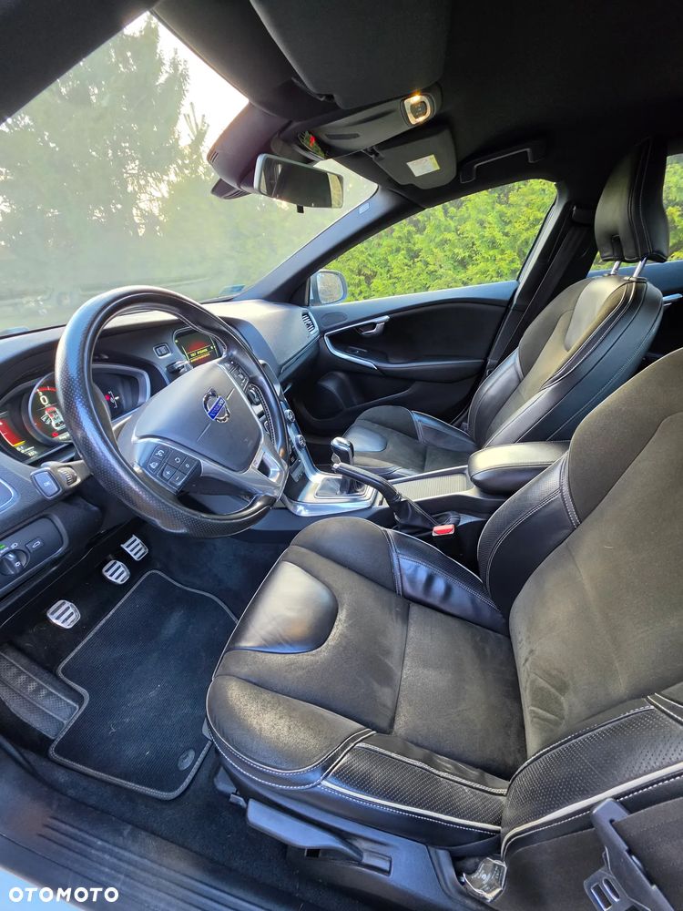 Volvo V40 D2 RDesign - 26