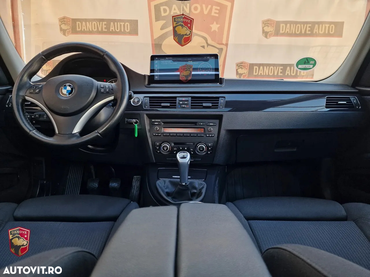 BMW Seria 3 318i - 16