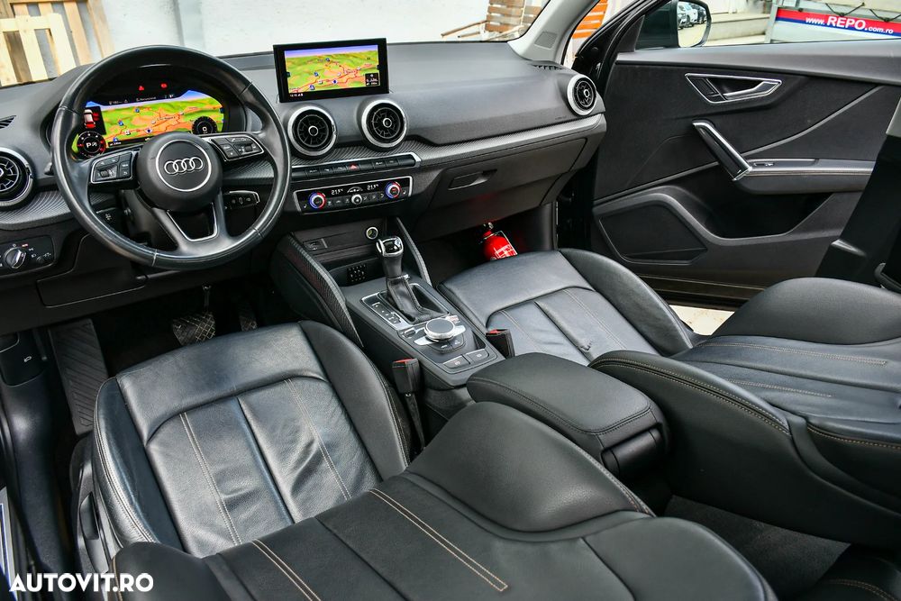 Audi Q2 S-Line Plus - 19