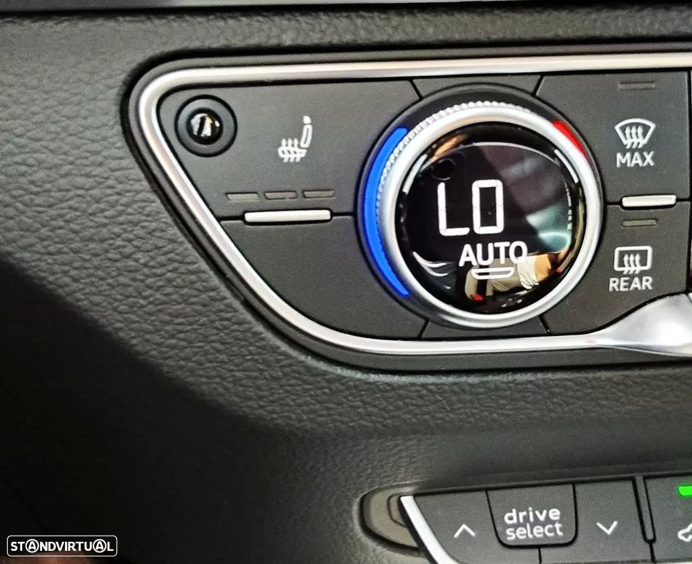 Audi Q5 50 TFSIe quattro S tronic S line business - 28