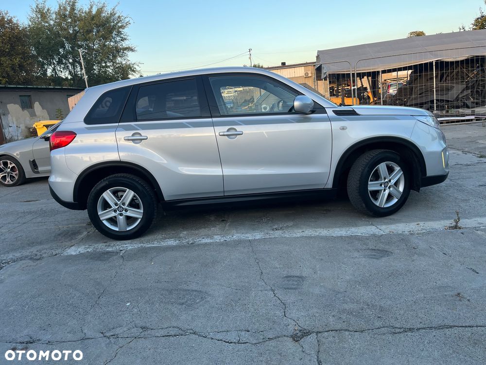 Suzuki Vitara 1.6 Premium 2WD - 29