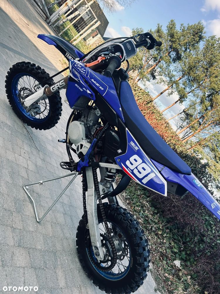 Yamaha YZ - 8