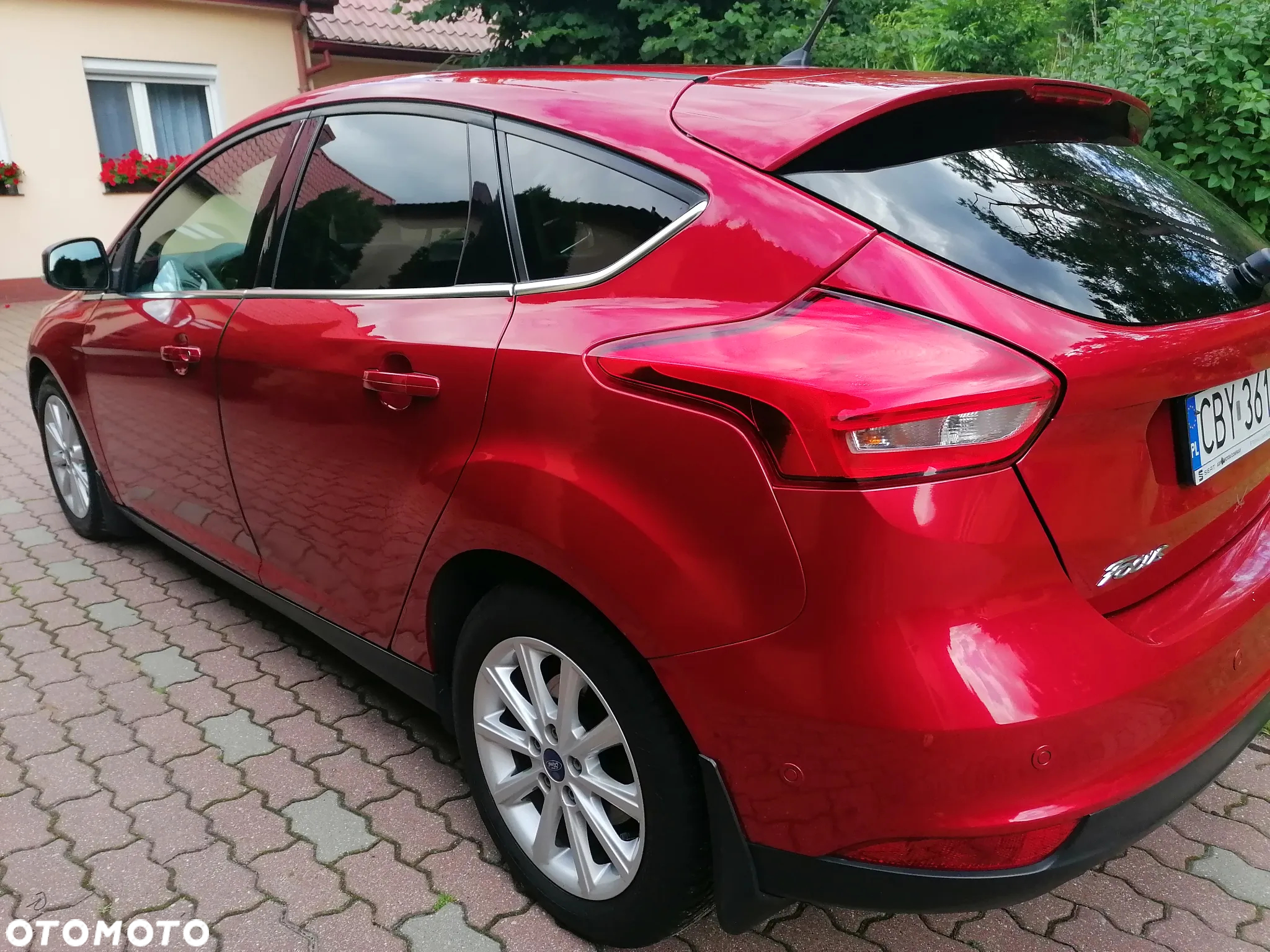 Ford Focus 1.0 EcoBoost Start-Stopp-System TITANIUM - 4