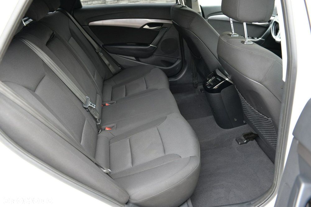 Hyundai i40 1.7 CRDi Comfort + - 11