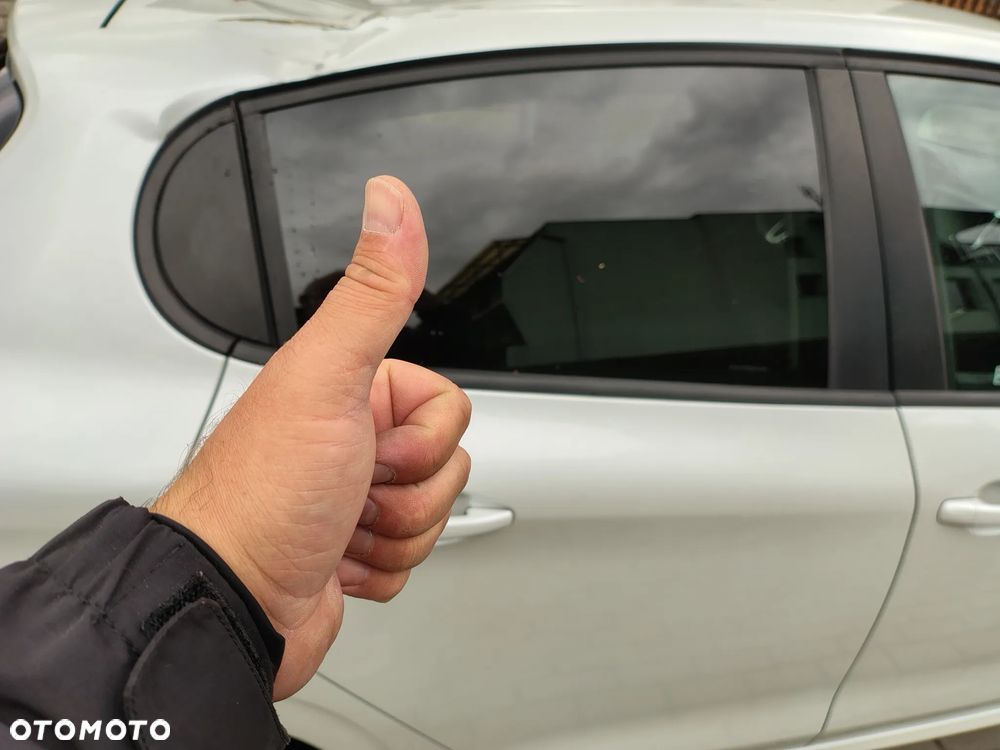 Peugeot 208 - 27
