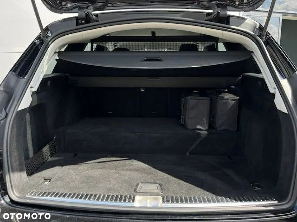 Mercedes-Benz Klasa E - 12